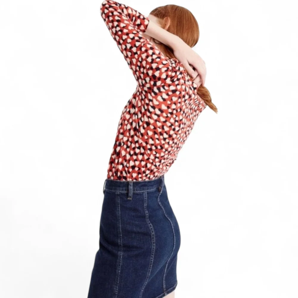 J. Crew Tippi Merino Wool Crew Neck Heart‎ Print Sweater Medium Lightweight - Picture 3 of 9